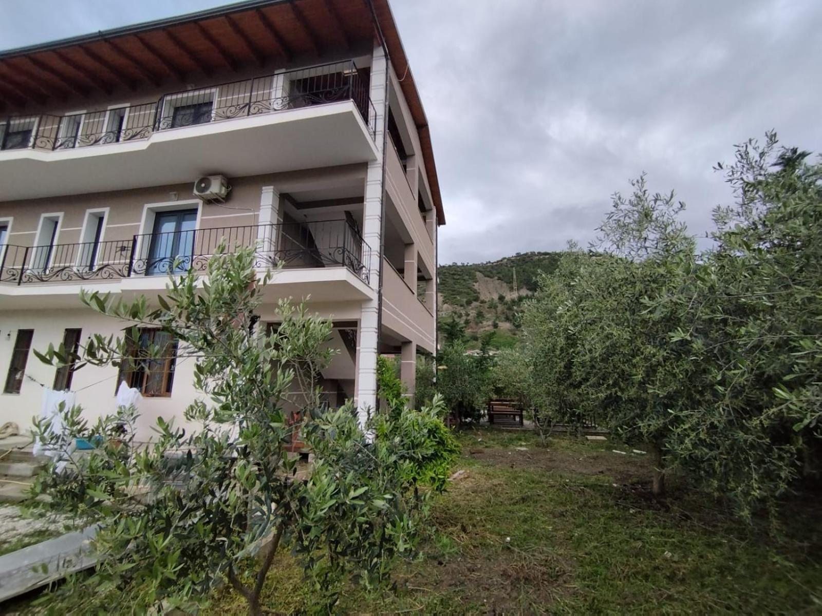Gasthof Guesthouse *